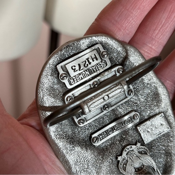 Vintage 1980's Las Vegas Heavy silver western trucker belt buckle made in USA - Picture 6 of 17
